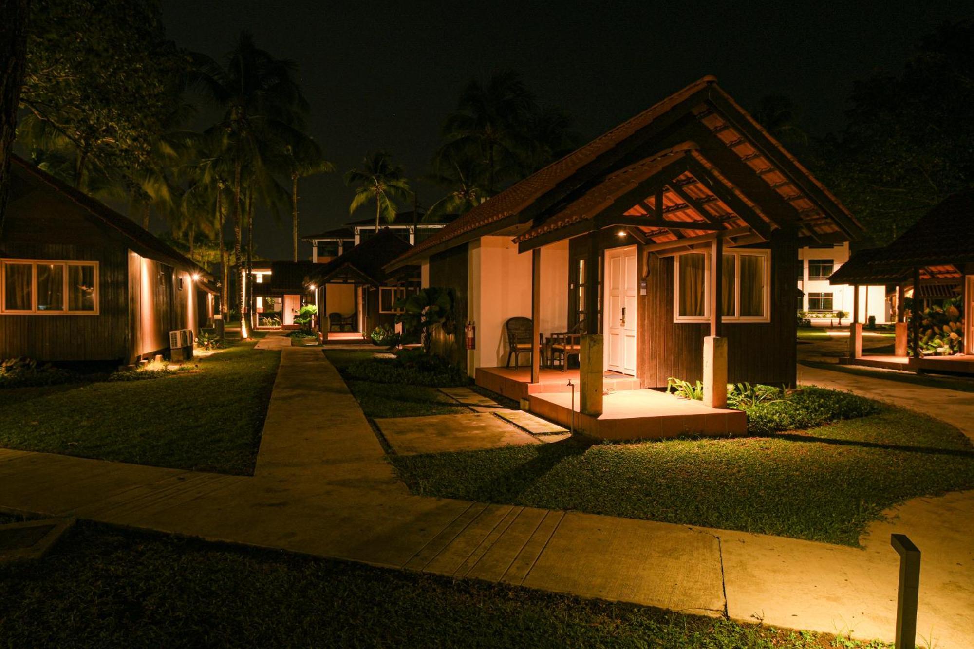 Adena Beach Resort Kuantan Eksteriør billede