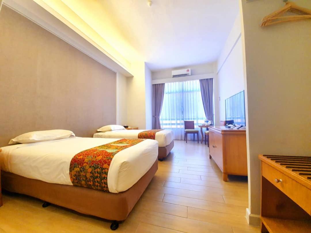 Adena Beach Resort Kuantan Eksteriør billede