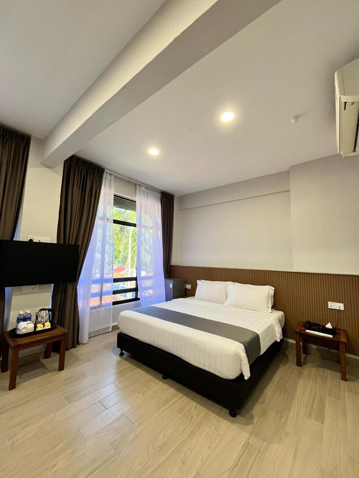 Adena Beach Resort Kuantan Eksteriør billede